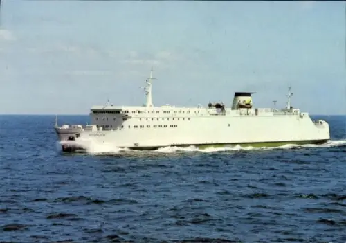 Ak Fährschiff Rostock vor Sassnitz auf der Insel Rügen, Backbord