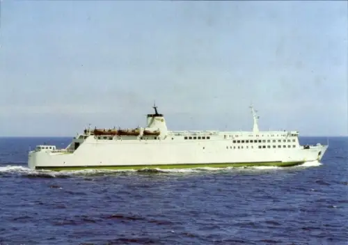 Ak Fährschiff Rügen vor Sassnitz auf der Insel Rügen, Steuerbord