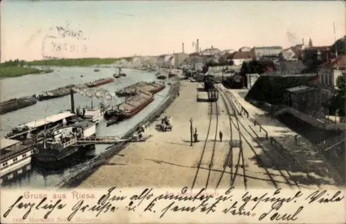 Ak Riesa an der Elbe Sachsen, Flusslandschaft, Schiffe, Gleise,  aus Riesa