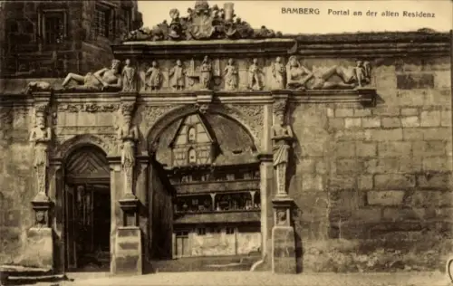 Ak Bamberg in Oberfranken, BAMBERG Portal an der alten Residenz, Figuren, Reliefs