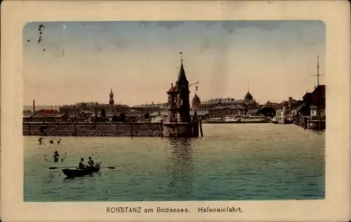 Ak Konstanz am Bodensee, Konstanz am Bodensee, Hafeneinfahrt, Boot auf dem Wasser,  Gebäude
