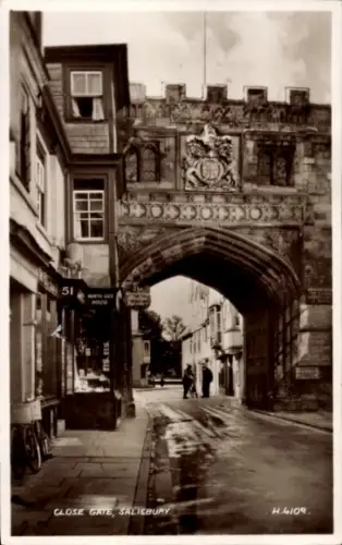 PC Salisbury South West England, Close Gate