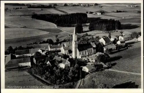 Ak Ranoldsberg Buchbach in Oberbayern, Luftaufnahme von  Kirche, Felder, Häuser