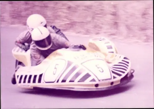 Foto Rennfahrer D. Greasley, J. Parkins, Yamaha