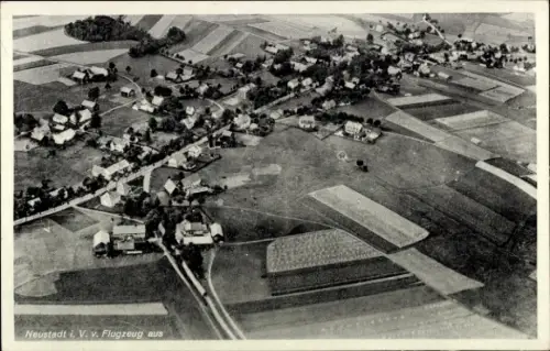 Ak Neustadt im Vogtland, Luftaufnahme