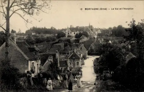 Ak Mortagne Orne, Le Val et l'Hospice, alte Häuser, Menschen, ländliche Szenerie