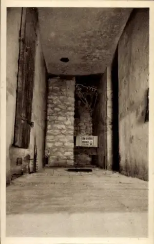 Ak Douaumont Lothringen Meuse, Fort Vaux, Le  Treppe, Zugang, Deutsche, 21. Juni 1916
