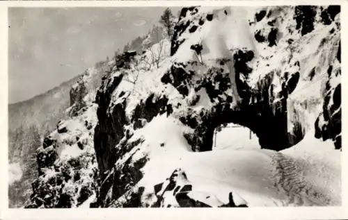 Ak Col de la Schlucht Vosges, Tunnel im Schnee