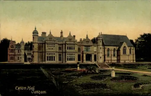 Ak Oakham Rutland East Midlands England, Exton Hall, Gebäude, Garten, Blumenbeete