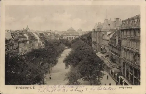 Ak Strasbourg Straßburg Elsass Bas Rhin,  Broglie-Platz, Bäume, Straßenansicht, Menschen