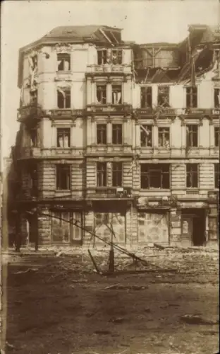 Ak Berlin Mitte, Straßenkämpfe, Generalstreik, Zerstörung Ecke Alexanderstraße und Prenzlauerstraße