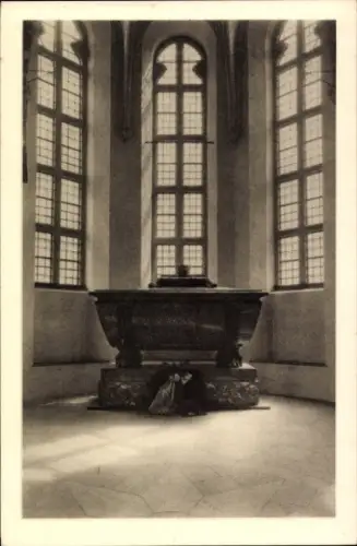 Ak Stockholm Schweden, Riddarholmskyrkan, Kirche, Grabmal Gustav Adolf II.