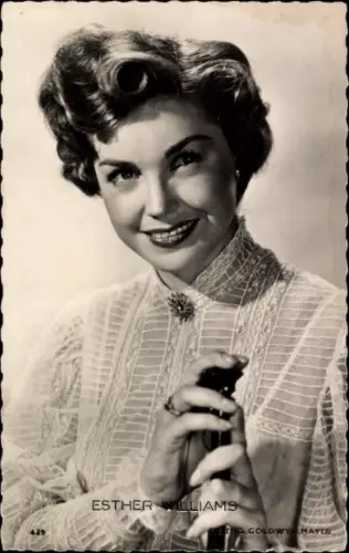 Ak Schauspielerin Esther Williams, Portrait