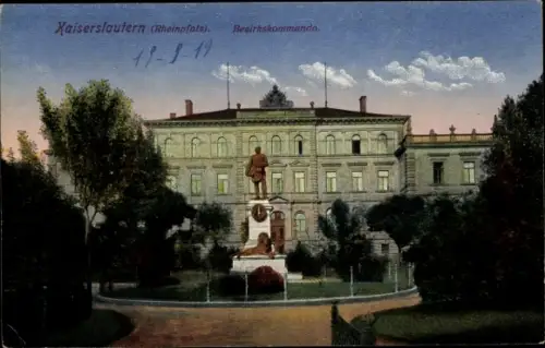 Ak Kaiserslautern Rheinpfalz, Bezirkskommando, Denkmal