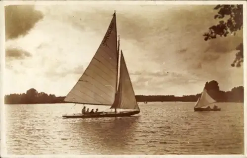 Ak Seepanorama, Segelboote
