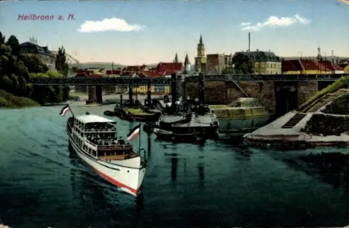 Ak Heilbronn am Neckar, Schiff auf dem Wasser, Brücke, Häuser, Bäume, Heilbronn a. N.
