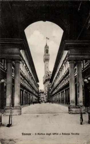 Ak Firenze Florenz Toscana,  Portico degli Uffizi, Palazzo Vecchio, Turm mit Fahne