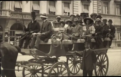 Foto Ak Vereinigte Münchener Fremdenrundfahrten, Autobus