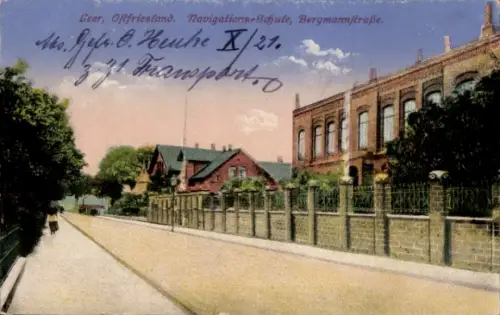 Ak Leer in Niedersachsen, Navigationsschule, Bergmannstraße