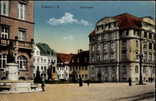 Ak Döbeln in Sachsen, Dobeln i. S., Obermarkt, Gebäude, Statue, Menschen