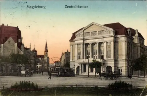 Ak Magdeburg in Sachsen Anhalt, Zentraltheater, Pferdekutsche, Straßenbahn