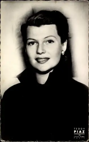 Ak Schauspielerin Rita Hayworth, Portrait