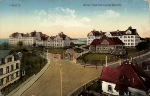 Ak Leisnig in Sachsen,  König Friedrich-August-Kaserne, 