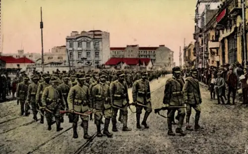 Ak Saloniki Thessaloniki Griechenland, Italienische Soldaten