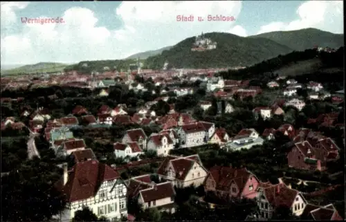Ak Wernigerode im Harz,  Stadt und Schloss, Landschaft mit vielen Häusern