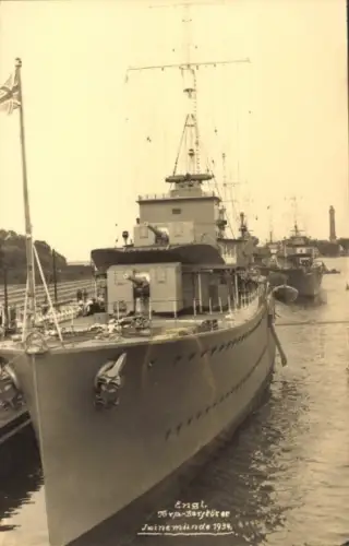 Foto Ak Britisches Kriegsschiff, Torpedo-Zerstörer im Hafen von Swinemünde 1934