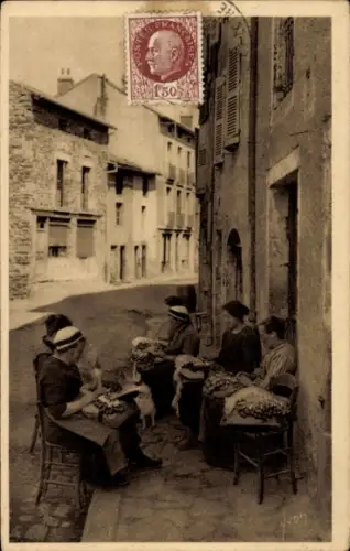 Ak Le Velay, Le Puy, Groupe de Dentellieres, Klöpplerinnen