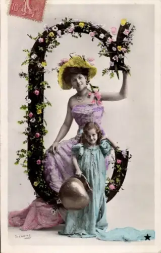 Buchstaben Ak Buchstabe G, Frau, Mädchen, Blumen
