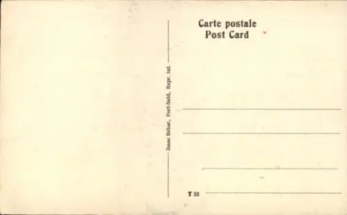 CPA Jeune fille arabe dans le fleuve lavant sa robe