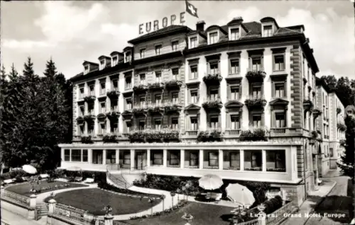 Ak Zürich Stadt Schweiz, Grand Hotel Europe, Schweiz, Schriftzug EUROPE, Garten mit Blumen