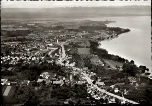 Ak Fischbach Friedrichshafen am Bodensee, Luftaufnahme von Fischbach, Bodensee, Wohngebiete, Stra