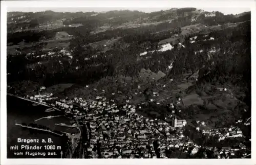 Ak Bregenz am Bodensee Vorarlberg, Luftbild von  Pfänder 1060 m, vom Flugzeug aus