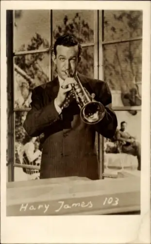 Ak Musiker Harry James, Portrait, Trompete