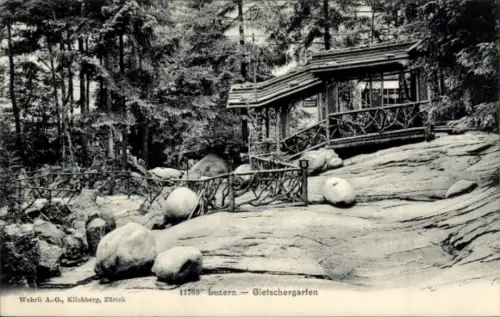 Ak Lucerne Luzern Stadt Schweiz, Gletschergarten in  Holzpavillon, Felsen, Bäume