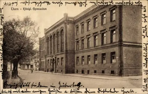 Ak Toruń Thorn Westpreußen, Thorn Königl. Gymnasium, Gebäude, Bäume, Straße, Menschen