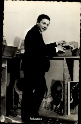 Ak Sänger Robertino, Portrait