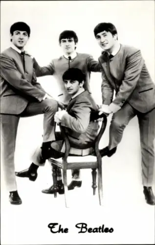Ak Musikgruppe The Beatles, Portrait, John Lennon, Paul McCartney, Ringo Starr