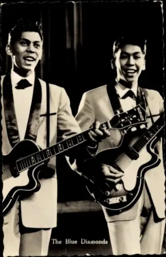 Ak Musiker The Blue Diamonds, Elektro Gitarren