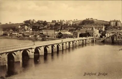 Ak Bideford Torridge Devon England, Bideford Bridge, Fluss, Häuser, Landschaft, Brücke