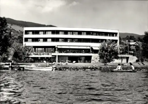 Ak Morgarten Oberägeri Kanton Zug, Hotel Seestern,  Wasseransicht, Bäume, Boote