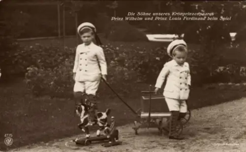 Ak Söhne des Kronprinzenpaares, Prinzen Wilhelm und Louis Ferdinand von Preußen beim Spiel