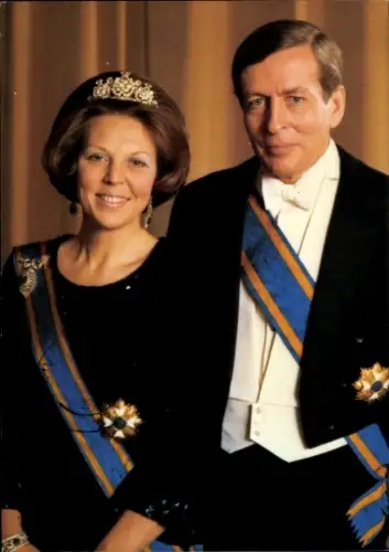 Ak Claus von Amsberg, Königin Beatrix der Niederlande, Portrait