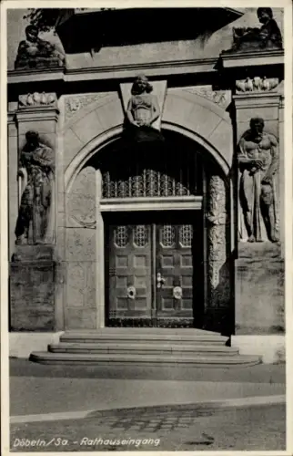 Ak Döbeln in Mittelsachsen, Rathauseingang, Portal