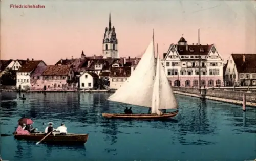Ak Friedrichshafen am Bodensee, Teilansicht, Segelboot