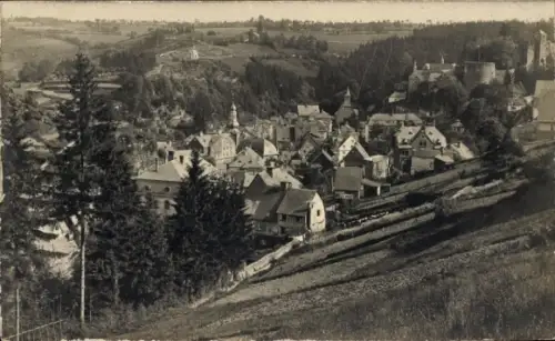 Ak Monschau Montjoie in der Eifel, Landschaft mit Häusern, Bäume, Hügel, Burgruine