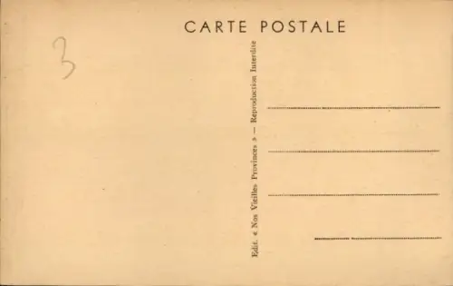 CPA Nos vieilles Provinces, Une Fileuse, Quenouille